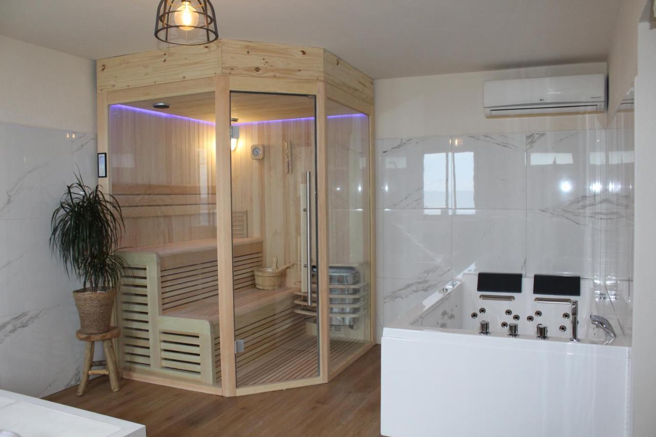 Hotel Calavita Rooftop & Spa San-Martino-di-Lota Dış mekan fotoğraf