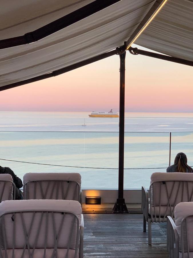 Hotel Calavita Rooftop & Spa San-Martino-di-Lota Dış mekan fotoğraf